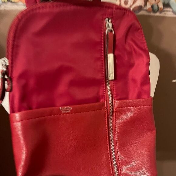 Tutilo New York BackPack EUC with minor spot - Picture 1 of 13